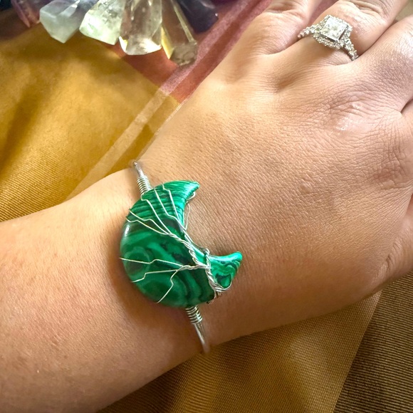 Jewelry - Malachite Crescent Crystal Wire Bracelet
